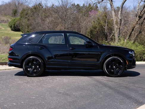 New 2025 Bentley Bentayga image 11