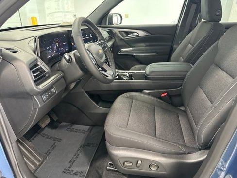 New 2026 Chevrolet Traverse LT w/ Driver Confidence Package image 5