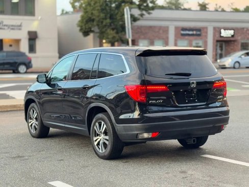 Used 2018 Honda Pilot EX image 3