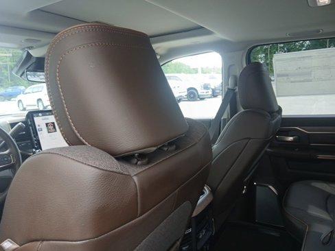 New 2026 RAM 2500 Limited image 18