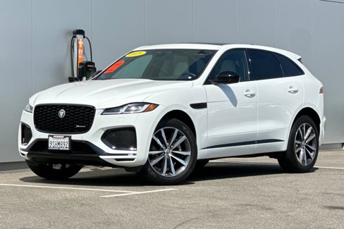 Used 2025 Jaguar F-PACE R-Dynamic S image 1