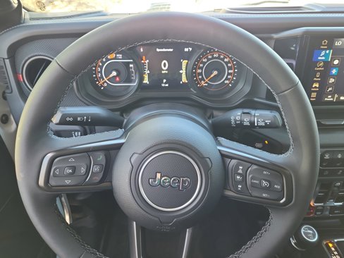 New 2025 Jeep Wrangler Unlimited Rubicon image 10