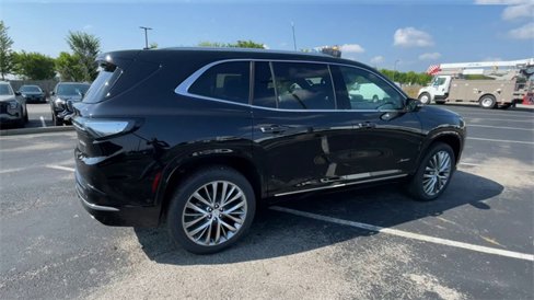 New 2026 Buick Enclave Avenir w/ Super Cruise Package image 2