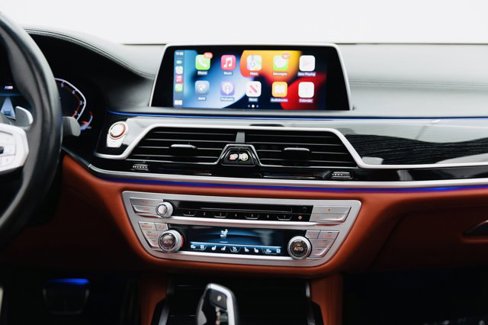 Used 2020 BMW 750i xDrive w/ Luxury Rear Seating Package image 7