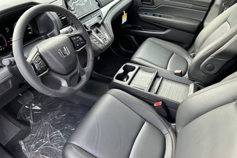 New 2026 Honda Odyssey Sport-L image 4