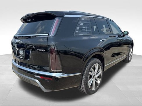 New 2026 Cadillac Vistiq Luxury image 7
