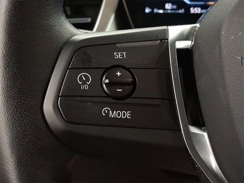 Used 2025 BMW X1 xDrive28i w/ Technology Package image 18
