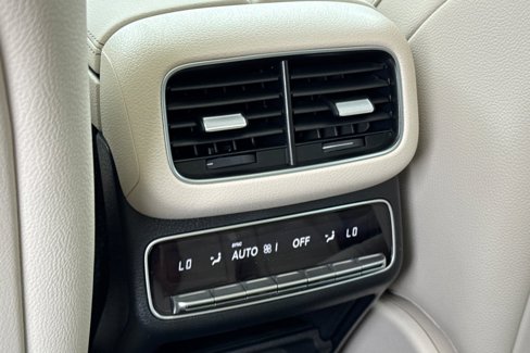 New 2026 Mercedes-Benz GLS 450 4MATIC image 15