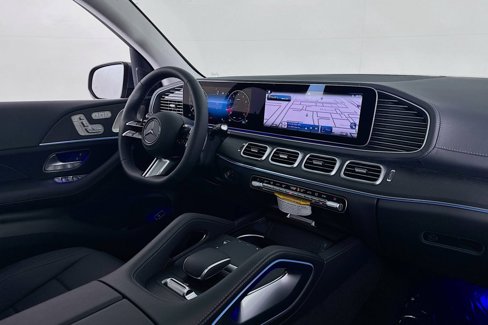 New 2026 Mercedes-Benz GLS 450 4MATIC image 16