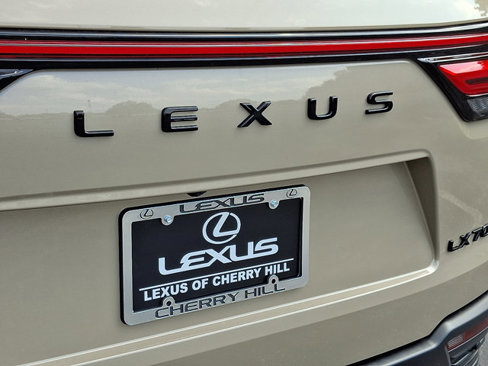 New 2025 Lexus LX 700h Overtrail image 28