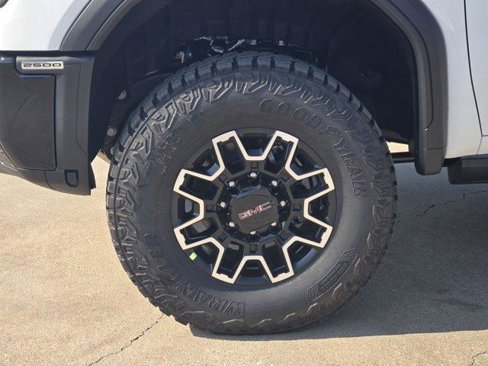 New 2026 GMC Sierra 2500 AT4X image 8