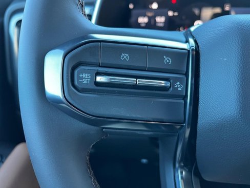 New 2025 GMC Canyon AT4 w/ Nightfall Edition image 31