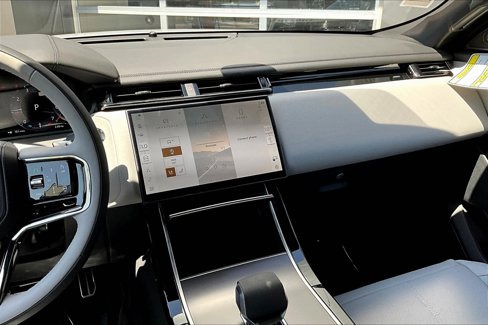 New 2026 Land Rover Range Rover Velar Dynamic SE image 7