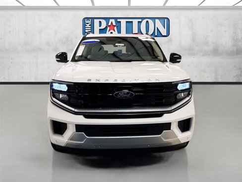 New 2025 Ford Expedition Max Platinum image 2