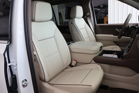 New 2026 GMC Yukon XL Denali w/ Denali Reserve Package image 22