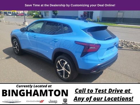 Used 2024 Chevrolet Trax RS image 8