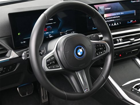 Certified 2024 BMW i4 eDrive35 w/ M Sport Package image 10
