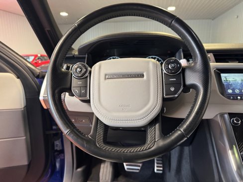 Used 2017 Land Rover Range Rover Sport SVR image 32