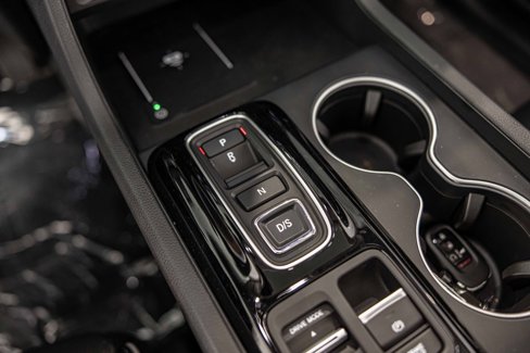 Used 2025 Honda Pilot Elite image 30