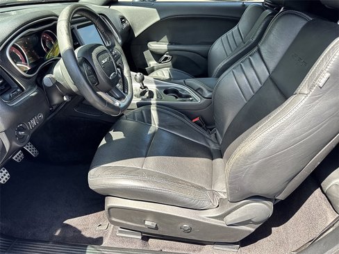 Used 2016 Dodge Challenger SRT Hellcat image 12