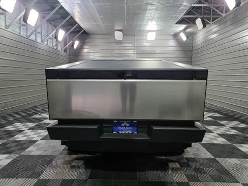 Used 2024 Tesla Cybertruck AWD Crew Cab image 16