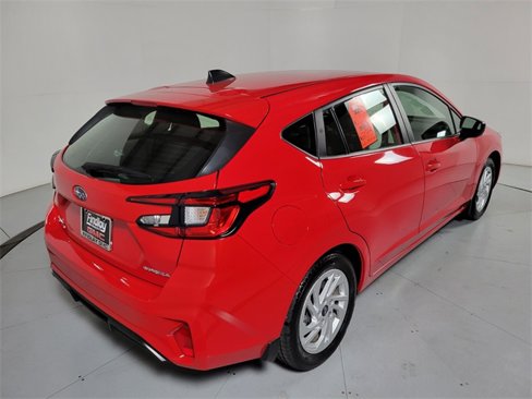 Used 2024 Subaru Impreza 2.0i image 5
