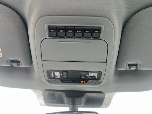 New 2026 Ford F250 XL w/ FX4 Off-Road Package image 25