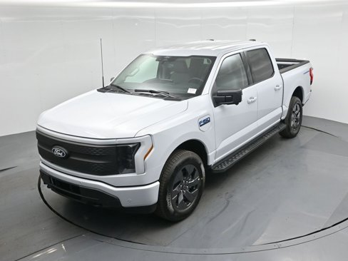 New 2025 Ford F150 Lightning XLT image 36