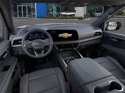 New 2025 Chevrolet Suburban Premier image 15