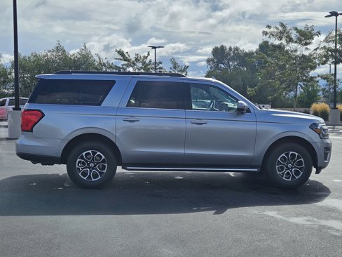 Used 2023 Ford Expedition Max XLT image 8