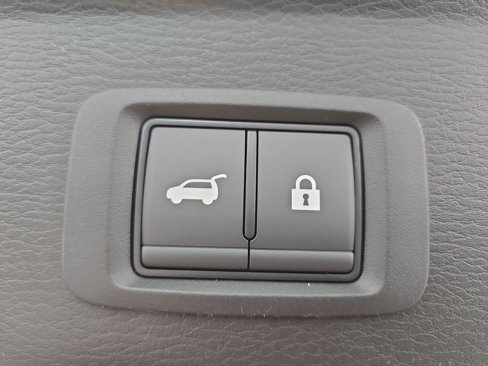 New 2025 Mitsubishi Outlander SE image 36