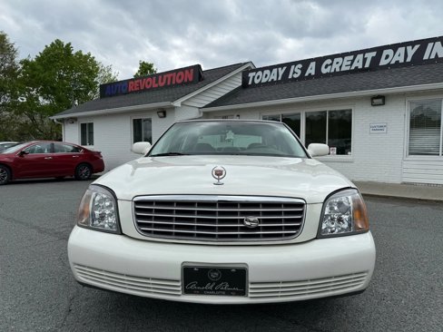 Used 2002 Cadillac De Ville Sedan w/ Comfort/Convenience Pkg image 2
