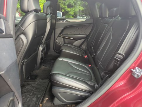 Used 2016 Lincoln MKC Reserve image 11