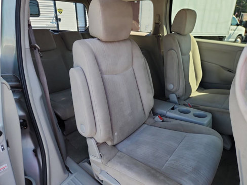 Used 2017 Nissan Quest SV image 15