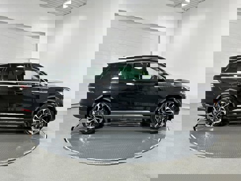 Used 2020 Lincoln Aviator Reserve w/ Equipment Group 201A image 39