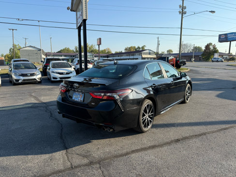 Used 2024 Toyota Camry SE image 8