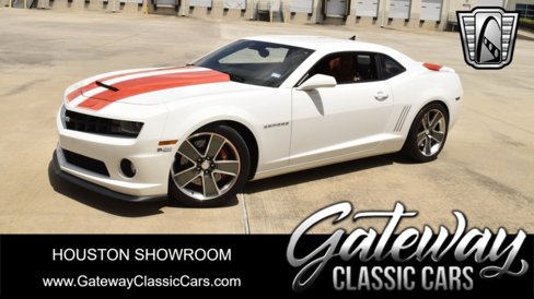 Used 2011 Chevrolet Camaro SS w/ RS Package image 1