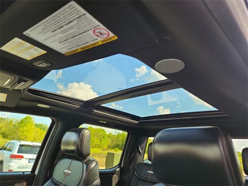 Used 2024 Ford F250 Platinum image 29