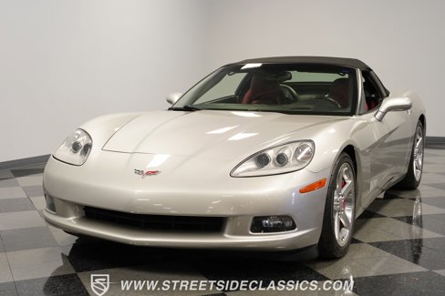 Used 2006 Chevrolet Corvette Convertible w/ Preferred Equipment Group image 18