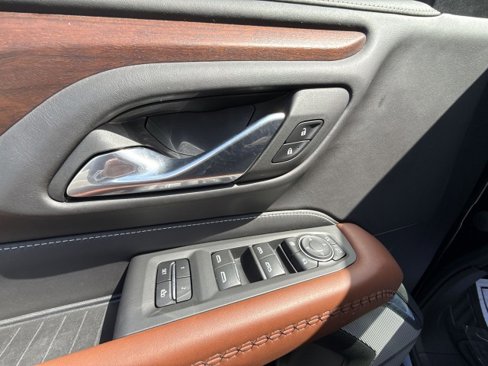 Certified 2023 GMC Yukon Denali Ultimate image 15