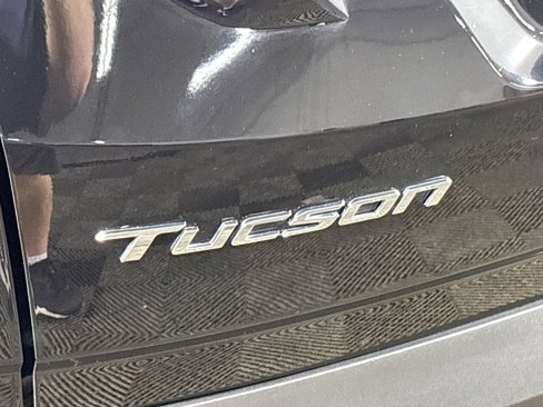 Used 2023 Hyundai Tucson Limited image 25