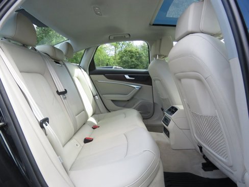 Used 2023 Audi A6 Premium Plus w/ Premium Plus Package image 17