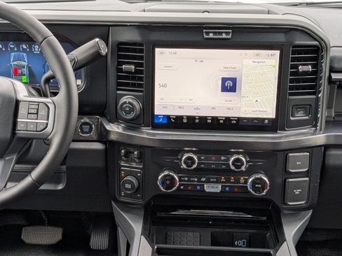 New 2026 Ford F250 Lariat w/ Black Appearance Package image 20