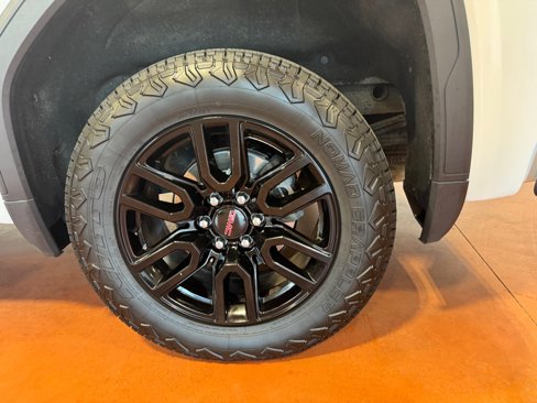 Used 2021 GMC Sierra 1500 Elevation image 11