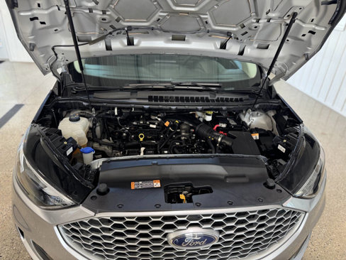Used 2024 Ford Edge SEL image 8