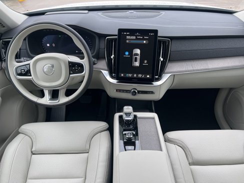 New 2026 Volvo XC90 B6 Ultra image 12