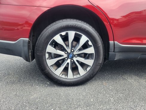 Used 2015 Subaru Outback 2.5i Limited image 10
