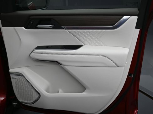New 2026 GMC Acadia Denali image 8