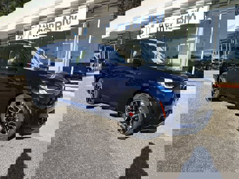 New 2026 BMW X3 xDrive30 w/ Premium Package image 2