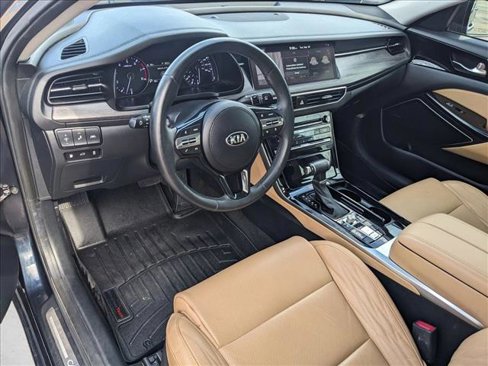 Used 2020 Kia Cadenza Limited image 10